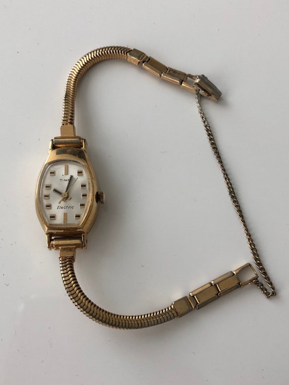 Timex Electric Ladies Wristwatch with Gold Strap Made… - Gem