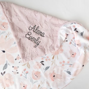 Grace Floral Baby Decke, personalisierte Baby Decke, Monogramm, neues Baby Geschenk, Baby Mädchen Kinderzimmer, Mädchen Baby Decke, rosa und graues Dekor Bild 1