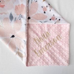 Grace Floral Baby Decke, personalisierte Baby Decke, Monogramm, neues Baby Geschenk, Baby Mädchen Kinderzimmer, Mädchen Baby Decke, rosa und graues Dekor Bild 6