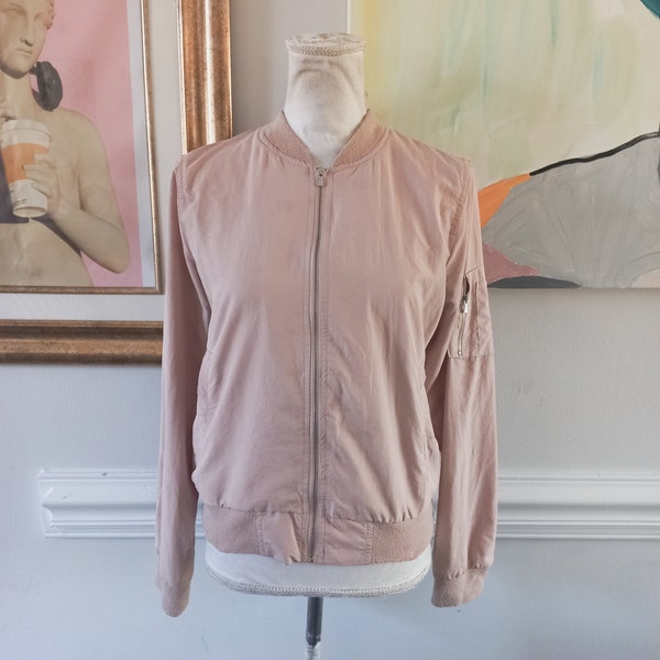 Vintage 00s Light Mauve Pink Polyester Oversized Lightweight Zipper Front Baseball Bomber Long Sleeve Jacket Coat Outerwear Sz Small