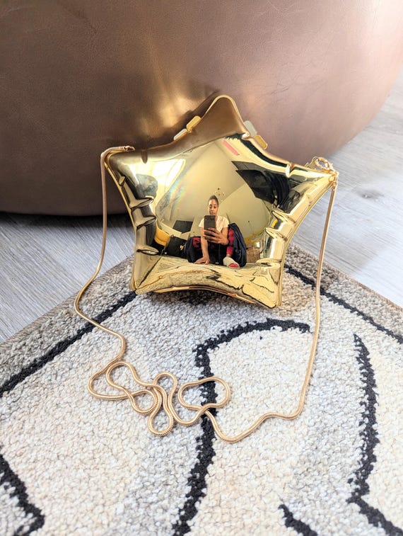 Vintage 00s Shiny Gold Metallic Star Balloon Acrylic Metal Closure