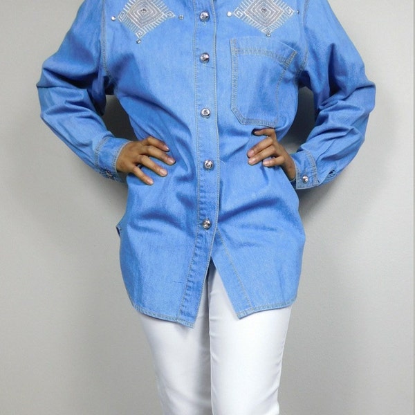 Vintage 80s Light Blue Jean Embroidered Diamond Gold Silver Metallic Button Up Collared Pocket Long Sleeve Shirt Top Blouse 12 Large