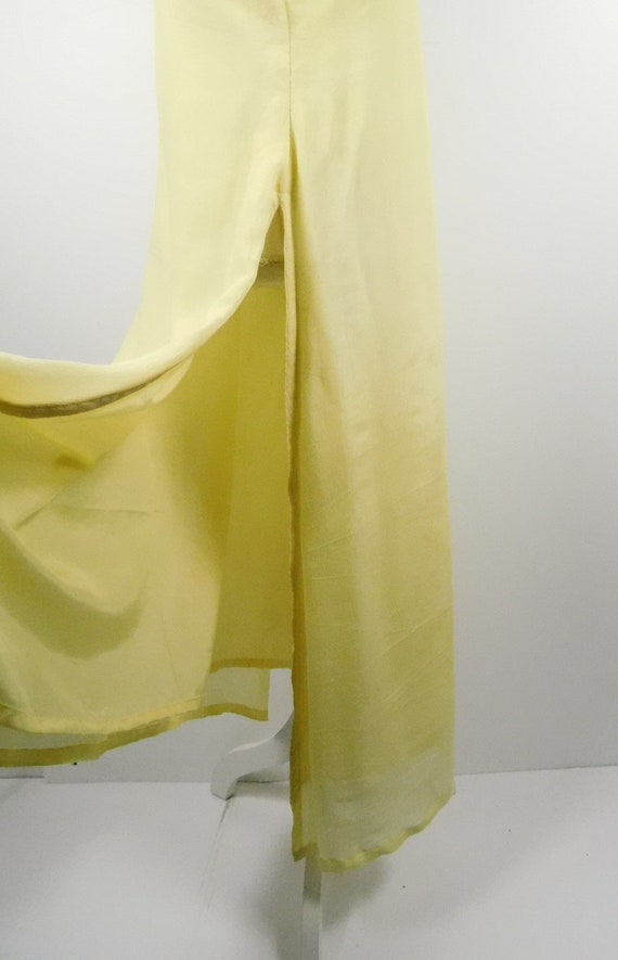 Vintage 90s Indian Light Yellow White Floral Flow… - image 4