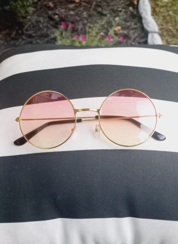 Vintage 00s Pink Yellow Ombre Round Shape Gold Metal Frame  display picture 2