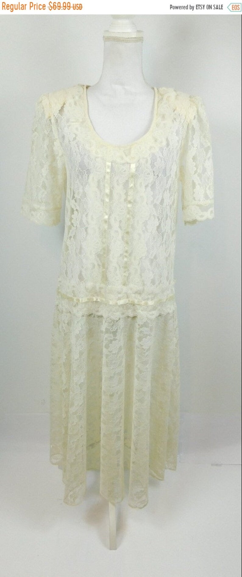 50/% OFF SPRING SALE Vintage 1960s Ivory Floral Print Lace Satin Evening Elegant Formal Short Sleeve Aline Party Midi Dress Gown Sz Medium