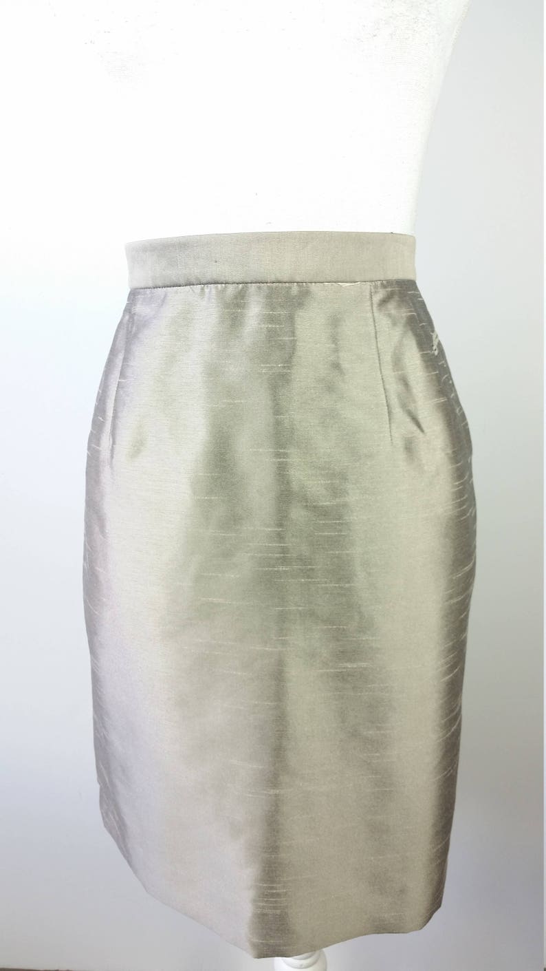 50/% OFF SPRING SALE Vintage 1990s Harve Benard Collection Silver Shiny Metallic High Waist Pencil Knee Length Formal Lined Skirt Sz Large