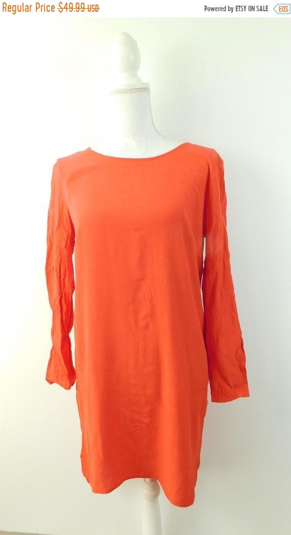 50/% OFF SPRING SALE Vintage 90s Solid Bright Orange Crewneck Minimal Pencil Summer Shift Knee Length Boxy Long Sleeve Dress Sz Medium
