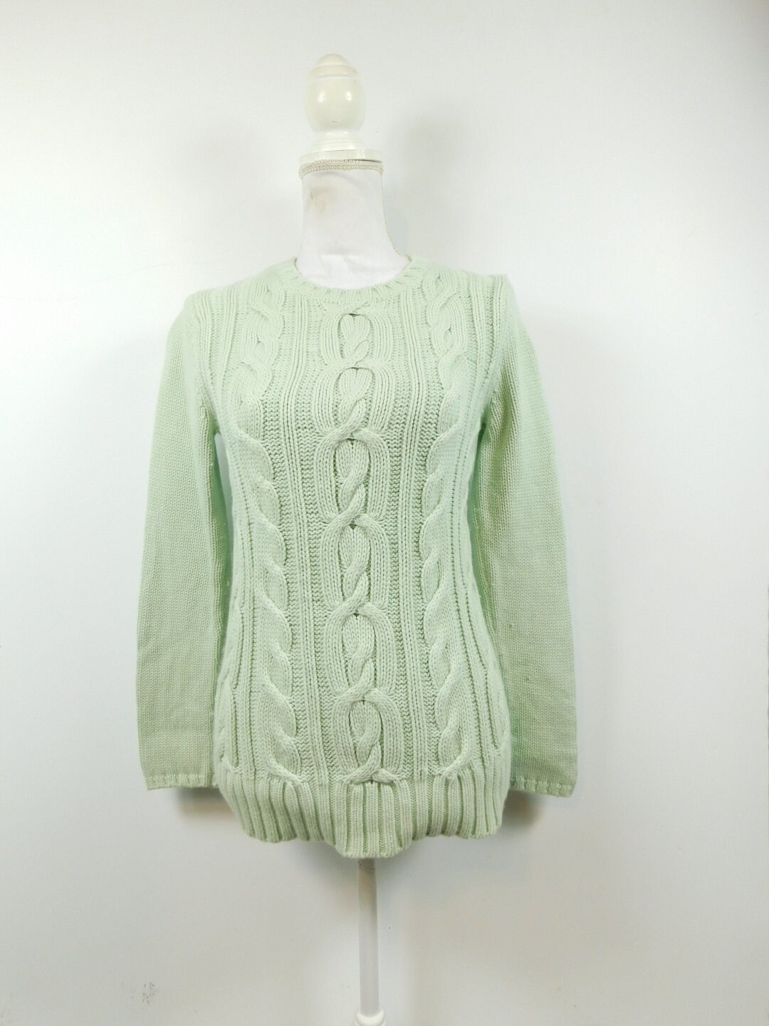 Gap holiday shop sweater