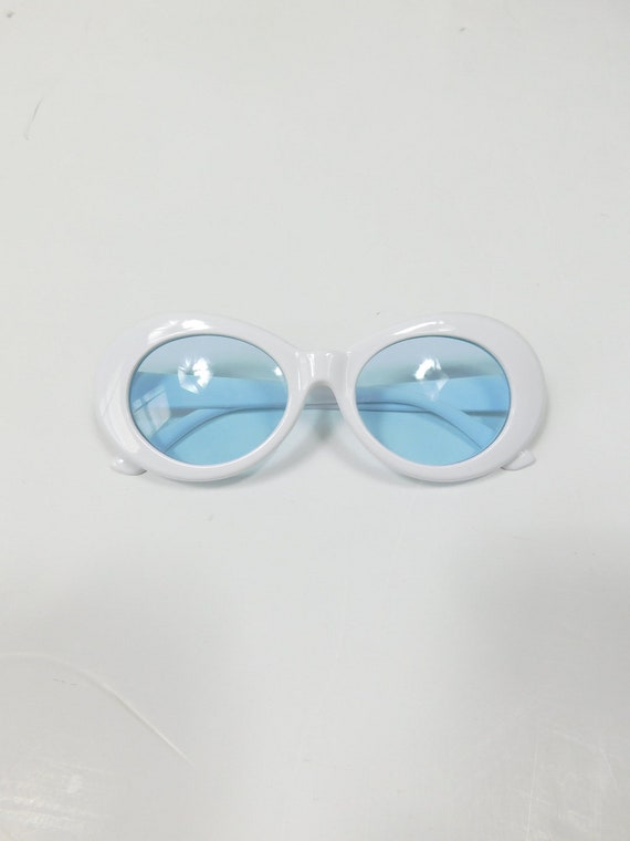 Day- Vue Vintage Stylish Light Blue Round Women\'s Sunglasses Amazon.com: Joopin Blue Round Sunglasses for Women Men  main image 2