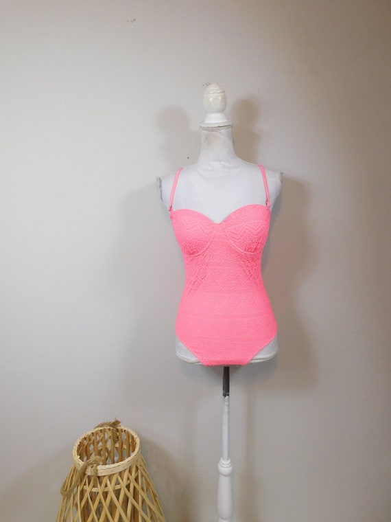 Lorna Jane Size S Neon Pink Dots Cut-Outs Side Zip Running Gym