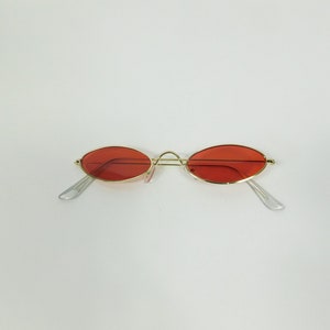 Vintage Red Gold Tinted Metal Frame Oval Cat Eye Fashion Hippie Sunglasses Lens Classic Standard Glasses Sunnies