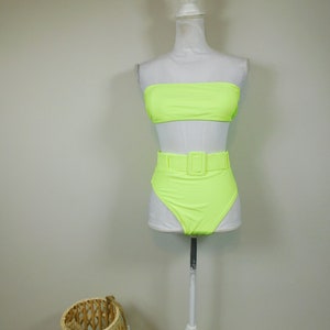 Vintage 00s Neon Green Belted High Waist French Cut 2 Pc Bandeau Minimal Bikini Bathing Suit Swimwear Sz Small/Medium/Large