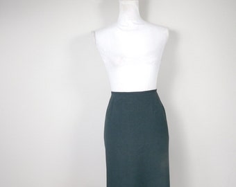 Vintage 1980s Dark Green Polyester High Waist Lined Minimal Knee Length Formal Pencil Straight Skirt Bottom Sz 16/XL Plus Size