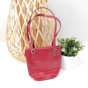 Bolso bandolera vintage Liz Claiborne de piel de serpiente roja oscura, de piel sintética, de metal plateado, con correa para el hombro, accesorio de moda.