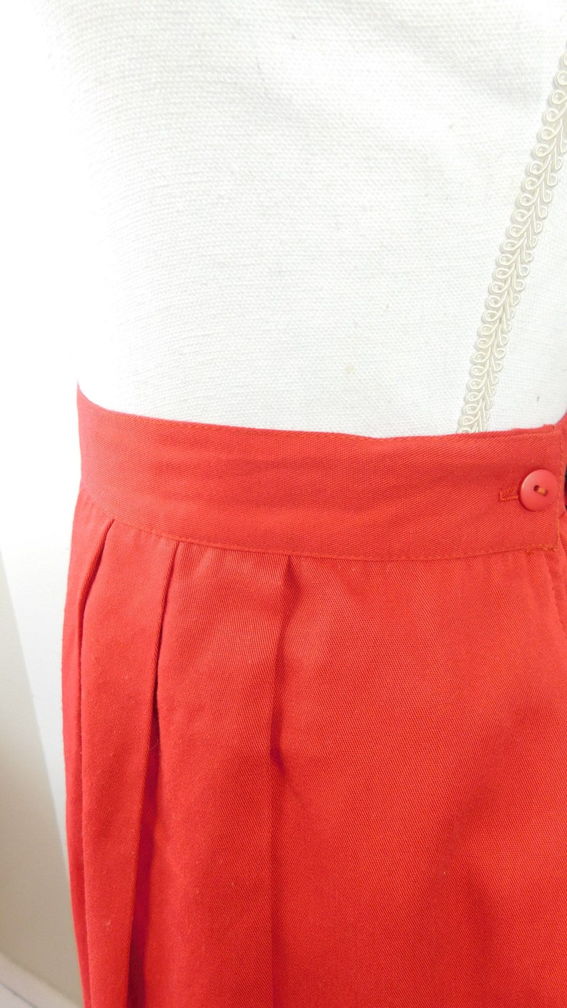 60/% BIG XMAS SALE Vintage 1980s Liz Baker Bright Red Solid Accordion Pleated Front Minimal High Waist Midi Skirt Sz 181X Plus Size