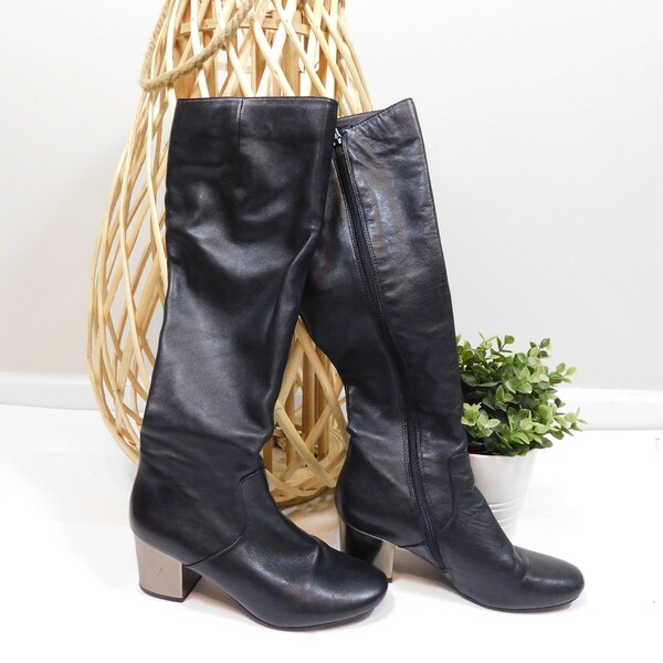 Vintage 1990s Black Gold Shiny Metal Leather Metallic Heel Round Toe High Tall Low Chunky Heels Gothic Boots Shoes 6.5M