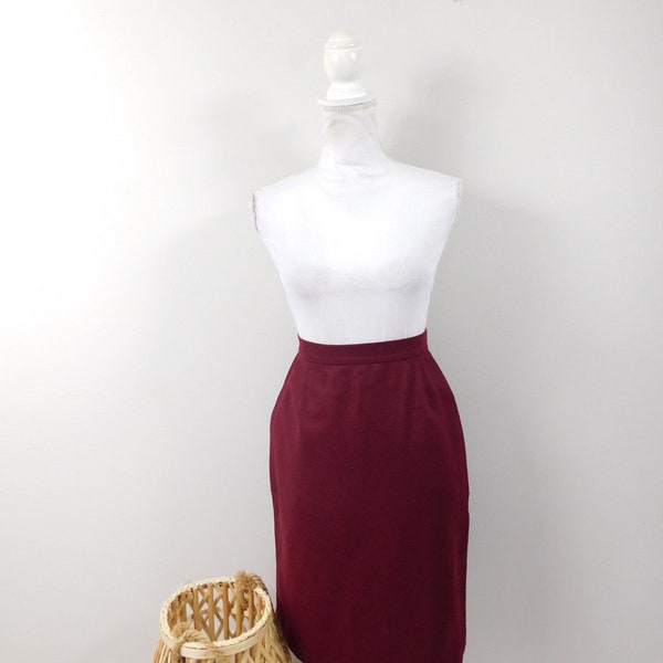 Vintage 90s Koret Burgundy Red Merino Wool High Elastic Waist Lined Pencil Knee Length Straight Skirt Suit Bottom Sz Medium Petite