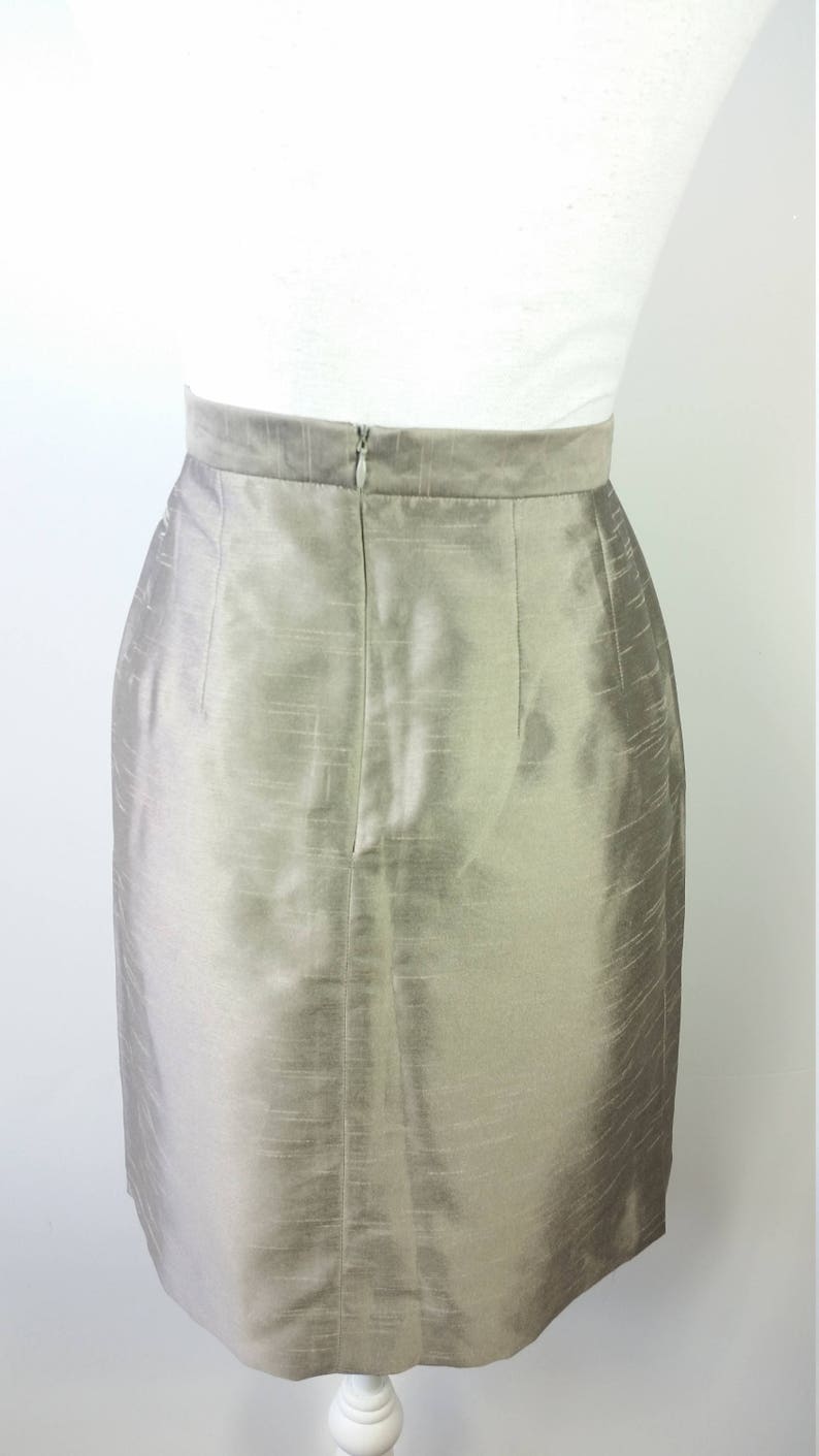 50/% OFF SPRING SALE Vintage 1990s Harve Benard Collection Silver Shiny Metallic High Waist Pencil Knee Length Formal Lined Skirt Sz Large