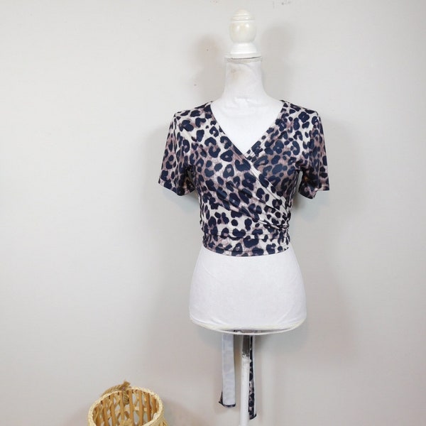 Vintage 90s Leopard Cheetah Spot Print Brown Black Wrap Front Polyester Short Sleeve Vneck Cropped Blouse Top Shirt Sz Medium