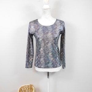 Vintage 80s Piabolo Silver Black Shiny Metallic Fish Scale Print Stretch Crewneck Long Sleeve Shirt Top Blouse Sz Medium