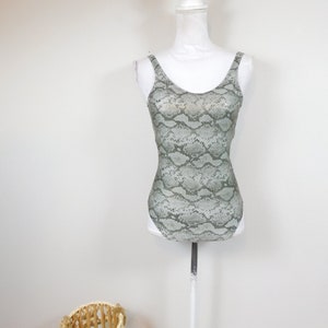 Vintage 80s Snakeskin Animal Print Olive Green Gold Metallic Tank 1 Pc Sleeveless Swimsuit Bathing Suit Swimwear Sz Medium