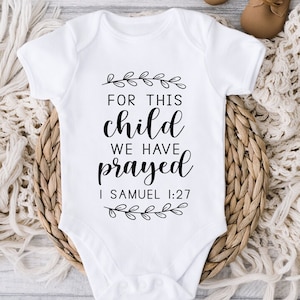 Por este niño hemos orado Svg Recién nacido Svg Cristiano Svg Bebé arcoiris Svg Milagro Svg Pequeña bendición Svg Bebé nuevo Svg 1 Samuel 1 27 Svg