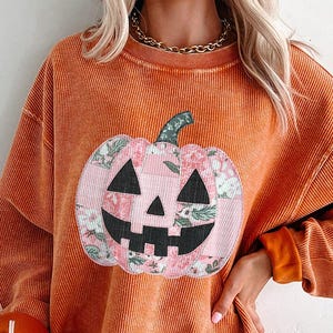 Sudadera de calabaza con retazos, jersey floral de calabaza de Halloween, jersey de cuello redondo de pana naranja para otoño, jersey de temporada espeluznante, regalo acogedor para mujeres