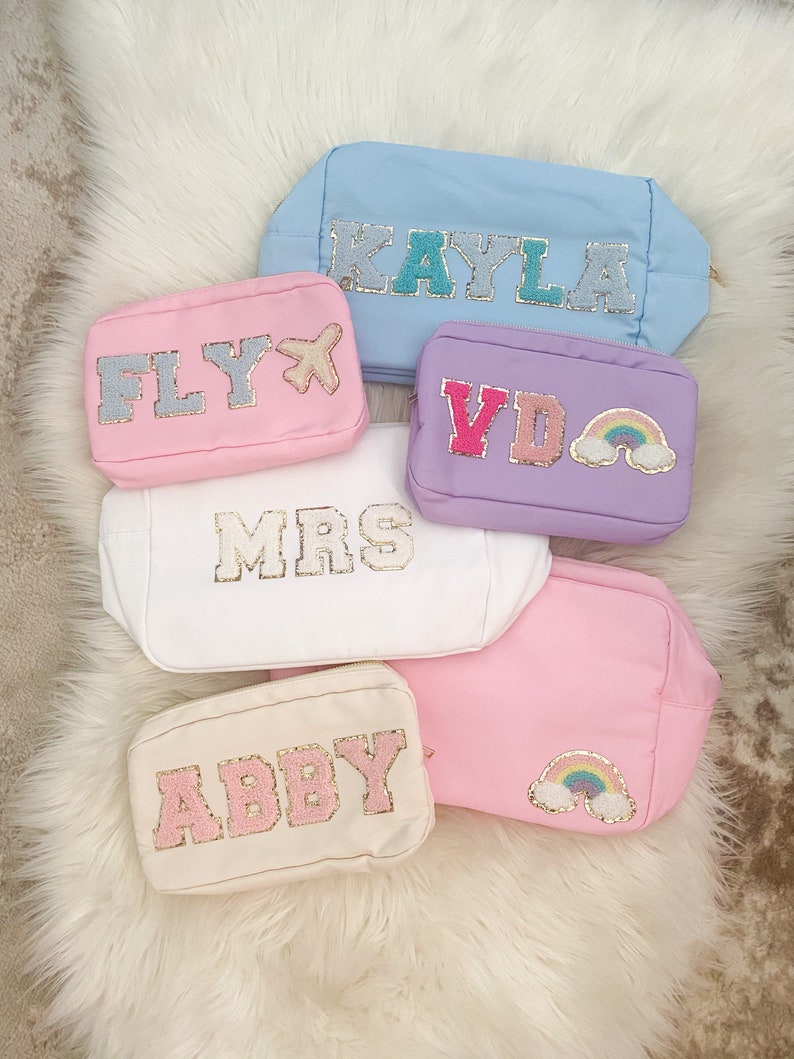 Nylon Pouch With Patches Custom Makeup Bag Bridesmaid Gift With Name Preppy Cosmetic Bag Personalized Women Birthday Gift For Her bild 7