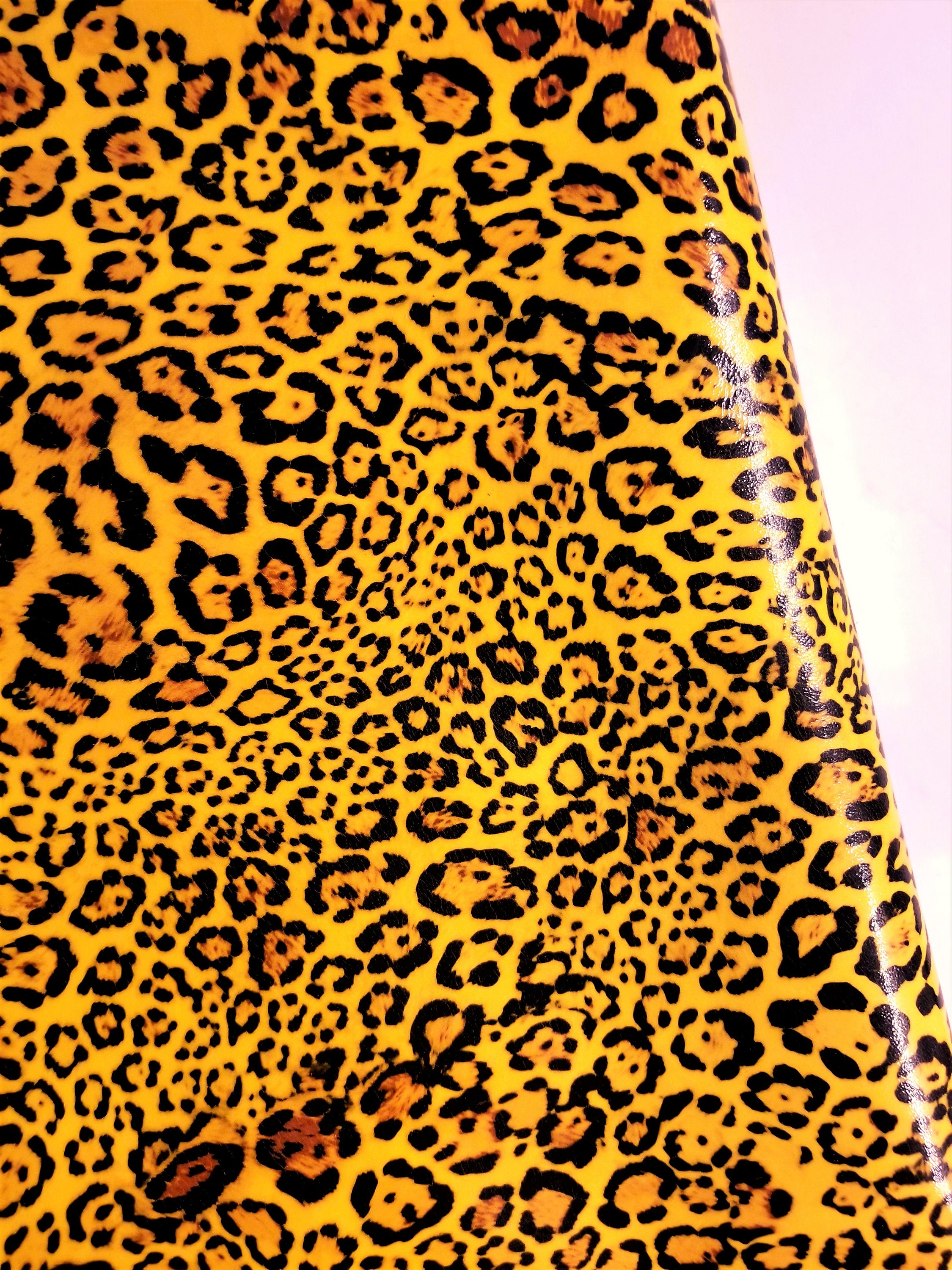 パーティを彩るご馳走や Spotted Leather, New Leopard Leather Print Cheetah / ルームウェア・パジャマ