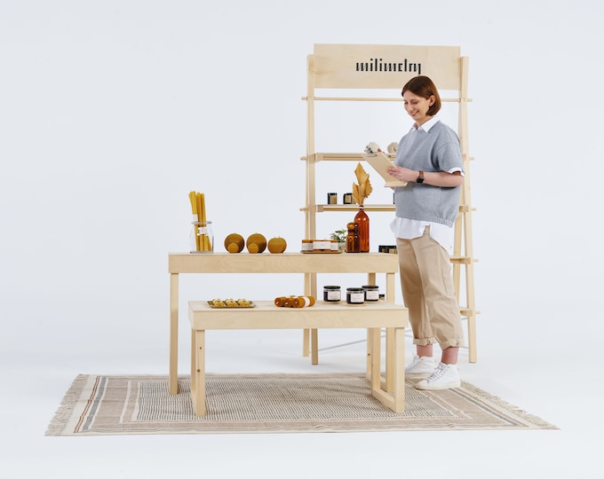 SET Amsterdam: Vendor pop up set with 2 tables and 1 or 2 shelving units