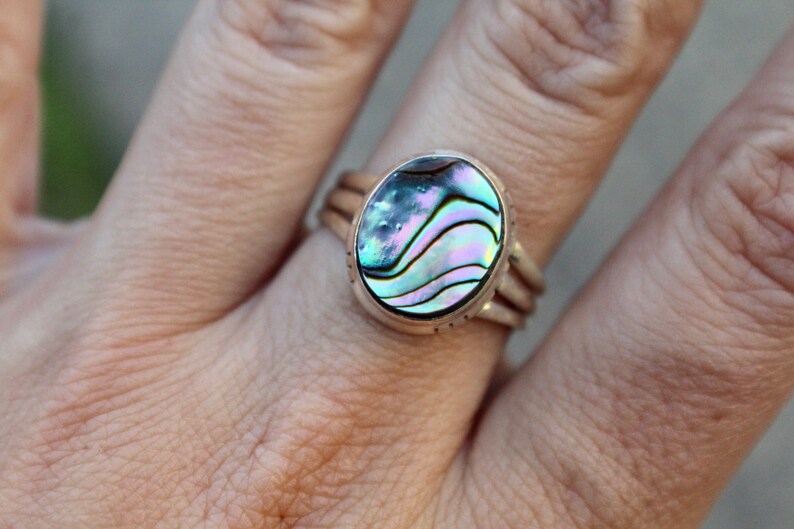 Seashell Ring 925 Abalone Jewelry Abalone Ring Sterling Silver Abalone Ring Mermaid Ring Size 8.5 Rainbow Abalone Ring