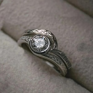1910&#39;s Edwardian Old Mine Cut Diamond Art Deco Bridal Set Classic Bridal Engagement Ring Set in Sterling Silver Vintage-style Wedding Set