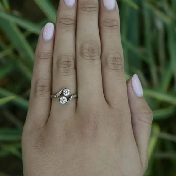 Anillo Art Deco de diamantes de talla mina antigua de estilo eduardiano Anillo de compromiso de diamantes de dos piedras de estilo vintage en plata de ley Anillo de propuesta Anillo Toi Et Moi