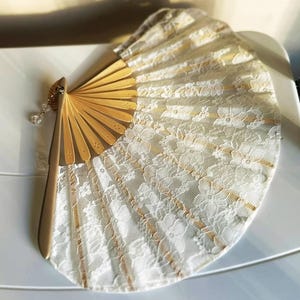 Ivory Floral Lace Fan,Bamboo Ribs Folding Fans,Dancing Fan,Wedding Favor Bridal Party Bridesmaid Gift
