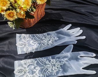 White Lace Wedding Gloves,Beads Gloves,Tea Party Gloves,Short Gloves,Prom Gloves,Bridal Gloves,Wedding Gloves