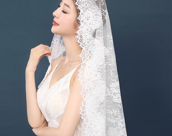 Ivory Cathedral Wedding Veil,Long Lace Veil,Vintage Lace Veil,Mantilla Wedding Veil,Bridal Veil