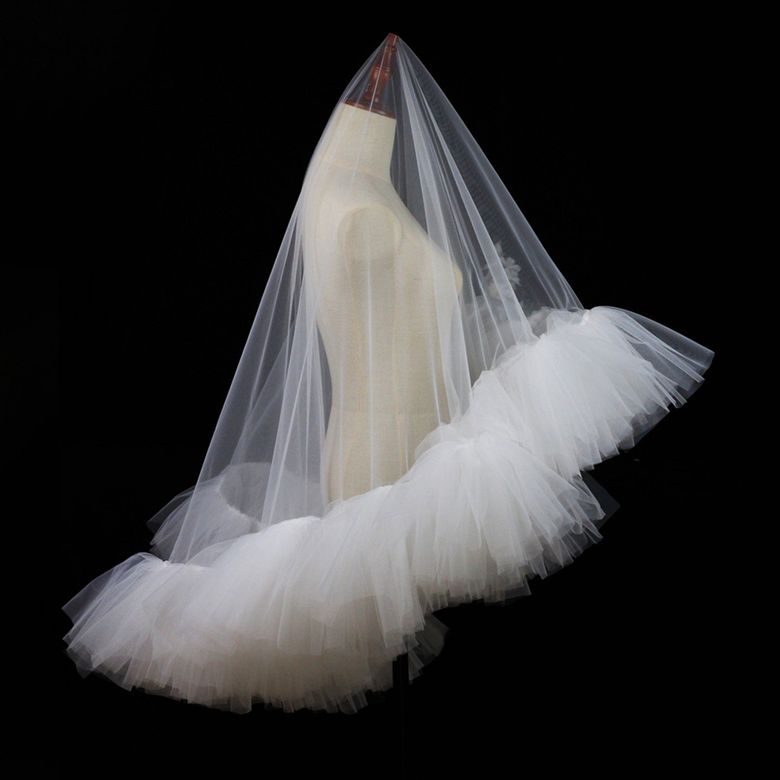 Classical Ruffle Ivory Lace Ruffle Wedding Veil: Classical Bridal Veil - Etsy