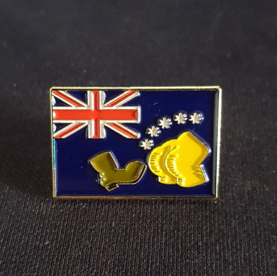 Communist badge Country Flag Lapel Hat Cap Tie Pin Badge 18*20mm