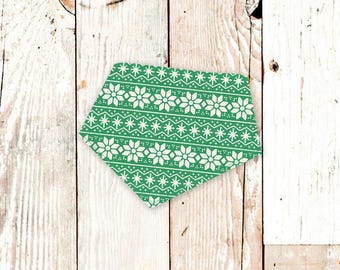 Dog Bandana "Green Fair Isle" - Personalized dog bandana with snaps. Christmas, Holiday, Winter, Xmas gift. Christmas themed dog bandana.