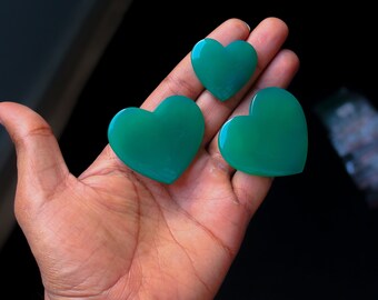 3pcs 325Cts. 50X43mm 100% Natural Onyx Heart Shape Smooth Hand Polished Wire Wrapped Pendant  Making Dyed Green Emerald Color Gemstone SKU70