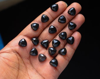 18pcs 100Cts. 12X12mm 100% Natural Black Onyx Triangle Shape Smooth Hand Polished Rose Cut Ring Size Ring Making Black Color Gemstone SKU84