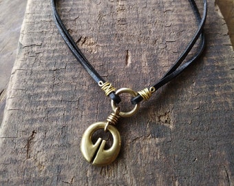 Linglingo Leather Choker