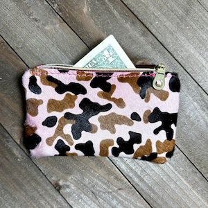 Pink Hair on Hide Camo Leather Zip Coin Purse, Handmade Genuine Italian Leather Coin Purse