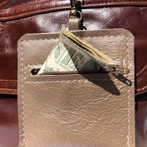 Leather Earbud Pouch Clip on Earbud Pouch Zip Leather Earbud Pouch Handmade Brown Leather Coin Purse Zip Leather Coin Pouch