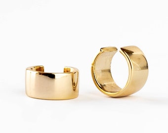 Gold cuff for no piercing ears, Minimalist earrings