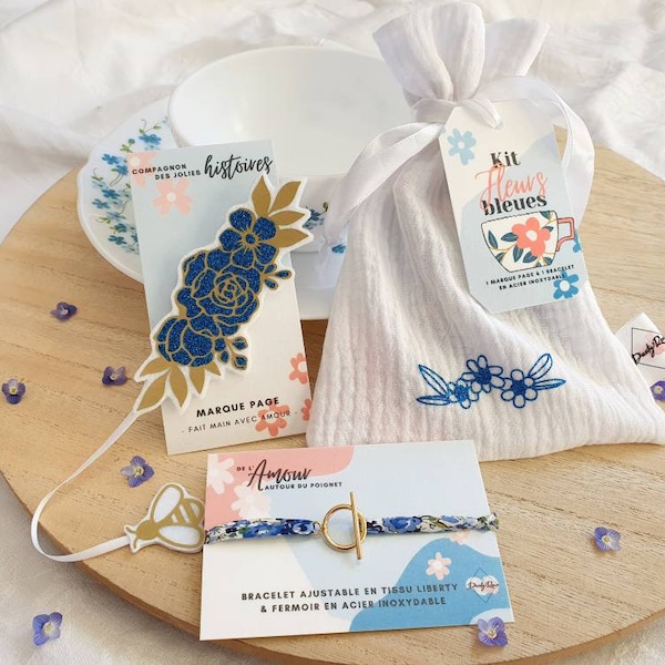 Set cadeau Fleurs Bleues - Marque page paillette – Bracelet mamie –Bijoux artisanaux –Emballage cadeau tissus – Bracelet bleu–Livre original