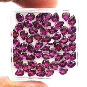 Lot De 42 Grenats Rhodolite Naturels Taillés En Poire - 19,05 Carats - Qualité Supérieure Non Traitée - Neuf Sans Emballage