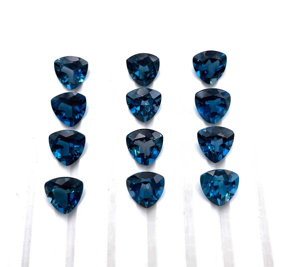 ブルートパーズ　カットルース３点セット 数量限定VORONOI Open Setting エメラルドカット「スイスブルー