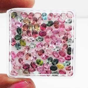 Lote de pedras preciosas soltas com corte oval de turmalina natural 65 peças 3*4 mm 10 CT ~ Pedra preciosa multiturmalina natural ~ corte oval multi turmalina