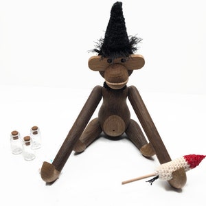 Kay Bojesen 20cm newyear outfit | hat, bowtie and rocket crochet